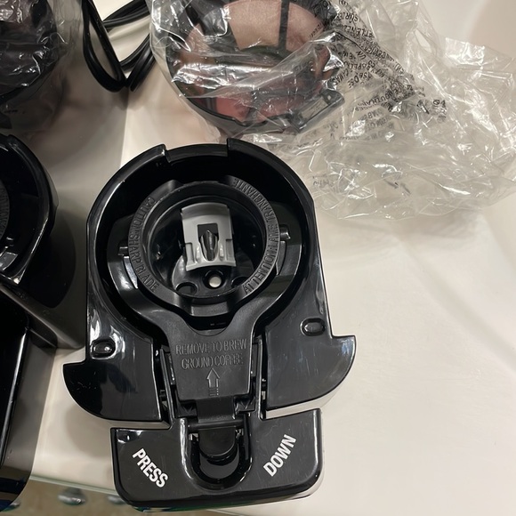 Proctor Silex Single-Serve Coffee Maker,10oz Capacity Black,Model 49961 - Picture 7 of 12